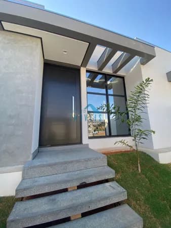 Casa em São João Batista do Glória - Maria e Vadico