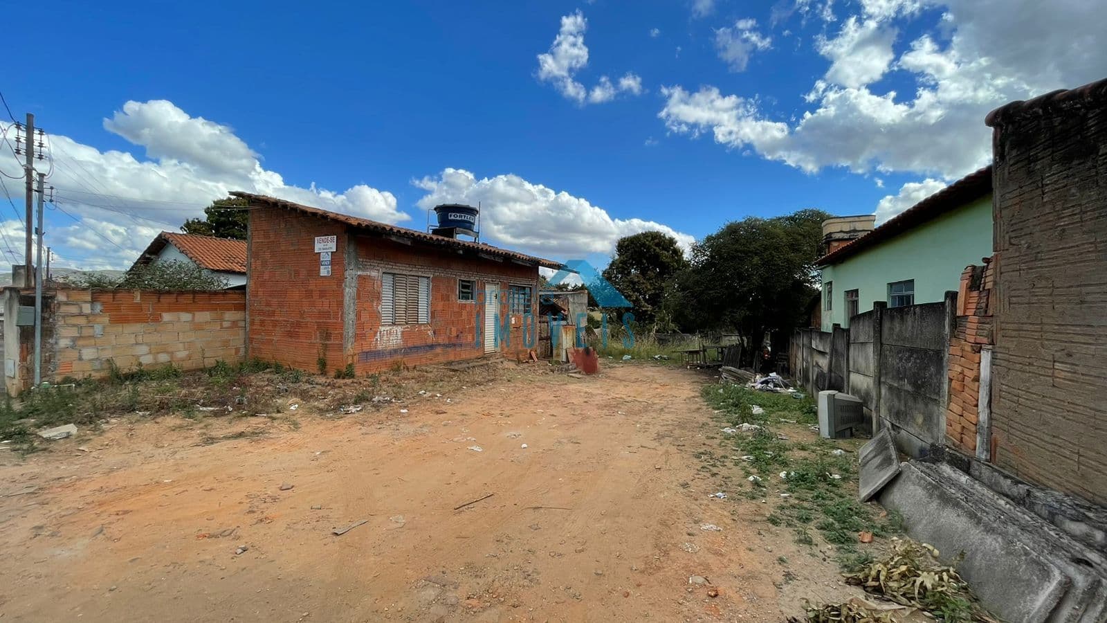 Lote/Terreno em São João Batista do Glória - Centro