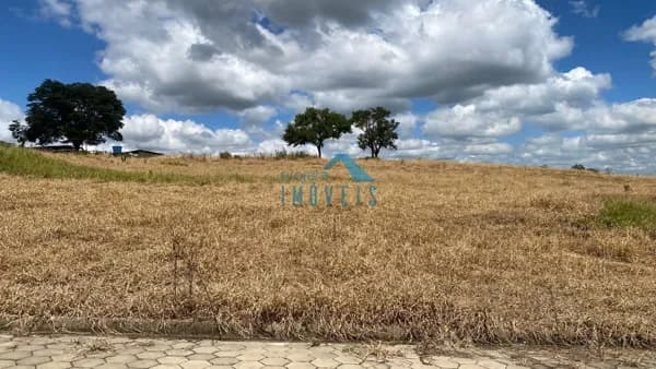 Lote/Terreno em São João Batista do Glória - Mirante da Serra