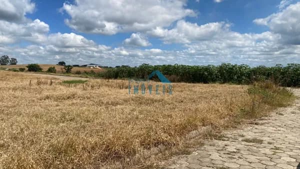 Lote/Terreno em São João Batista do Glória - Mirante da Serra