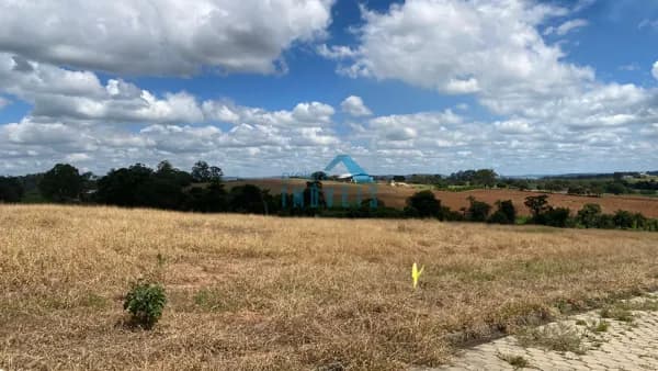 Lote/Terreno em São João Batista do Glória - Mirante da Serra