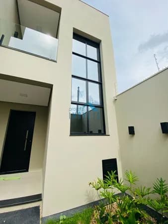 Casa em Passos - Parque das Aroeiras
