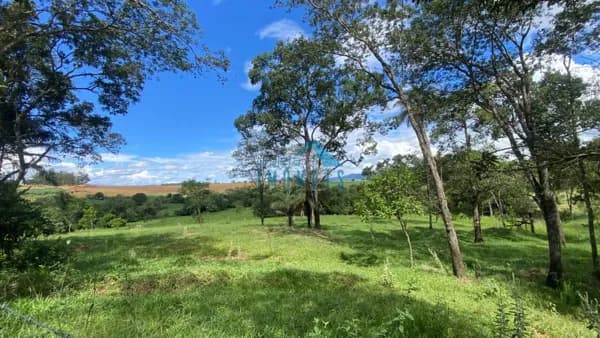 Fazenda/Sítios/Chácaras em São João Batista do Glória - Zona Rural