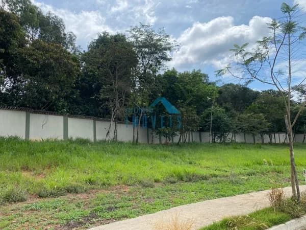 Lote/Terreno em São João Batista do Glória - CONDOMÍNIO JARDINS DE MONET