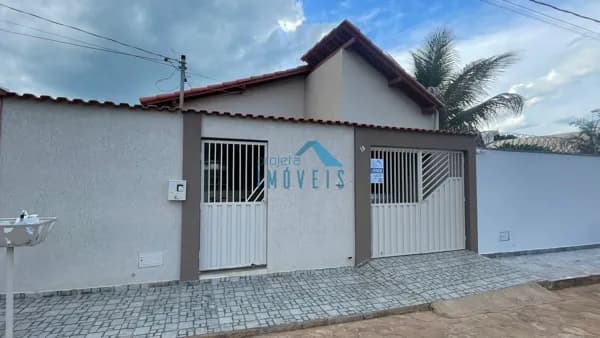 Casa em São João Batista do Glória - Centro