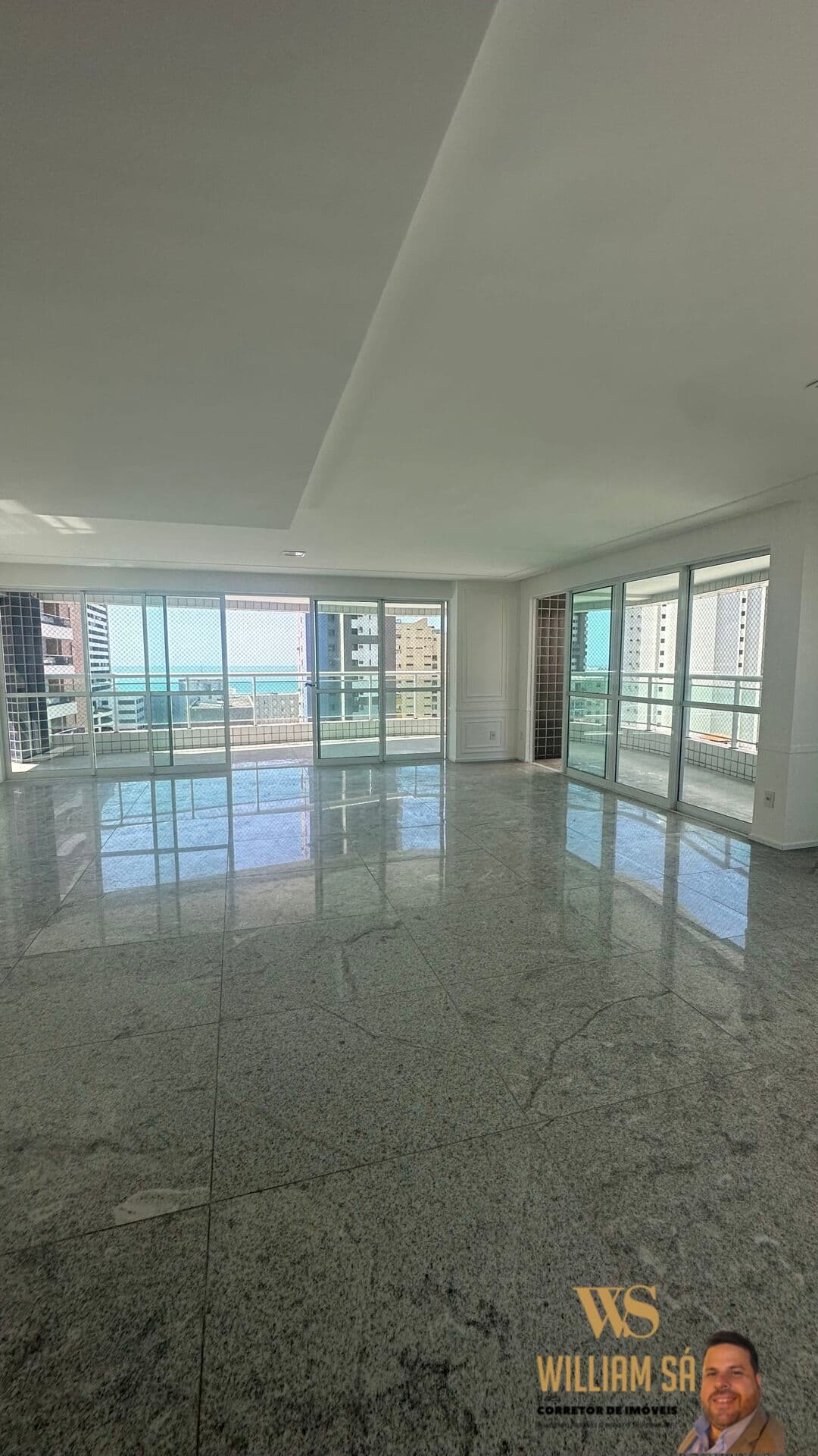 Apartamento Alto Padrão na Silvia jathai vista mar com 3 suítes 290 metros no Meireles Fortaleza Ceará