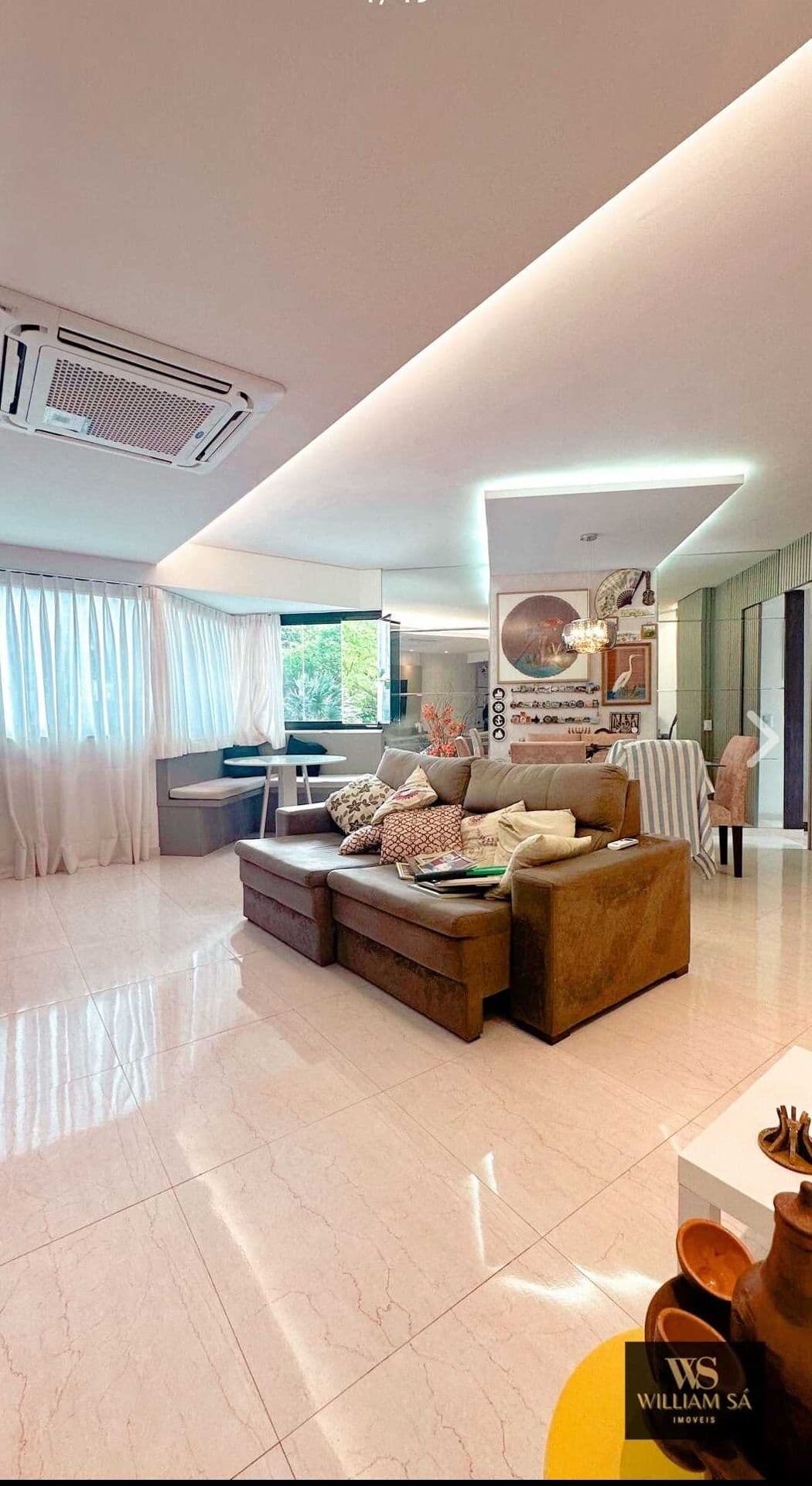 Apartamento com 4 quartos piso porcelanato em Papicu, Fortaleza/CE