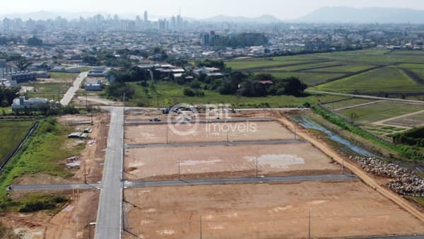 TERRENO LOTEAMENTO ARINO BRESSAN II