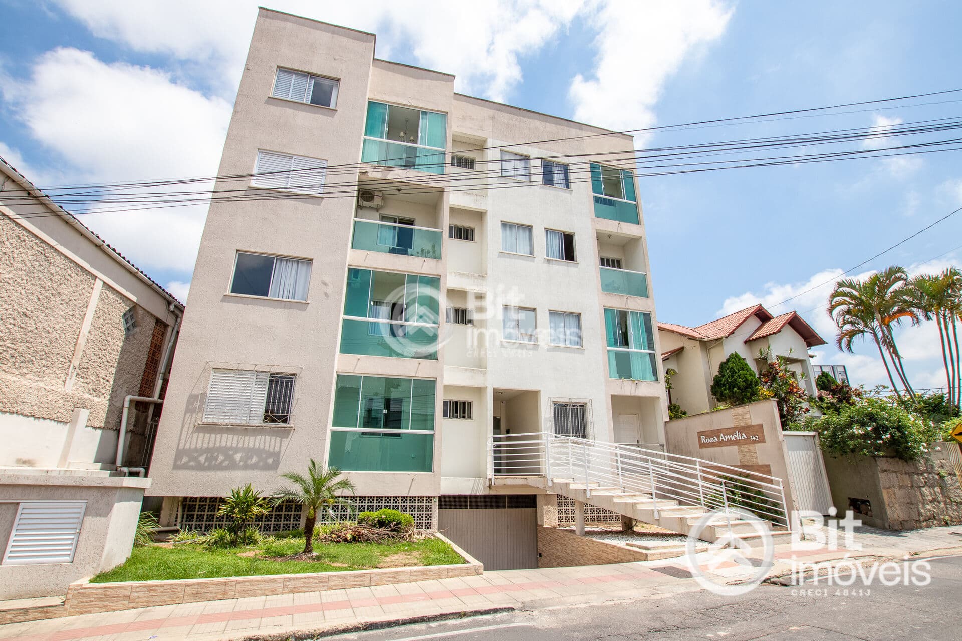 APARTAMENTO NO CENTRO DA CIDADE