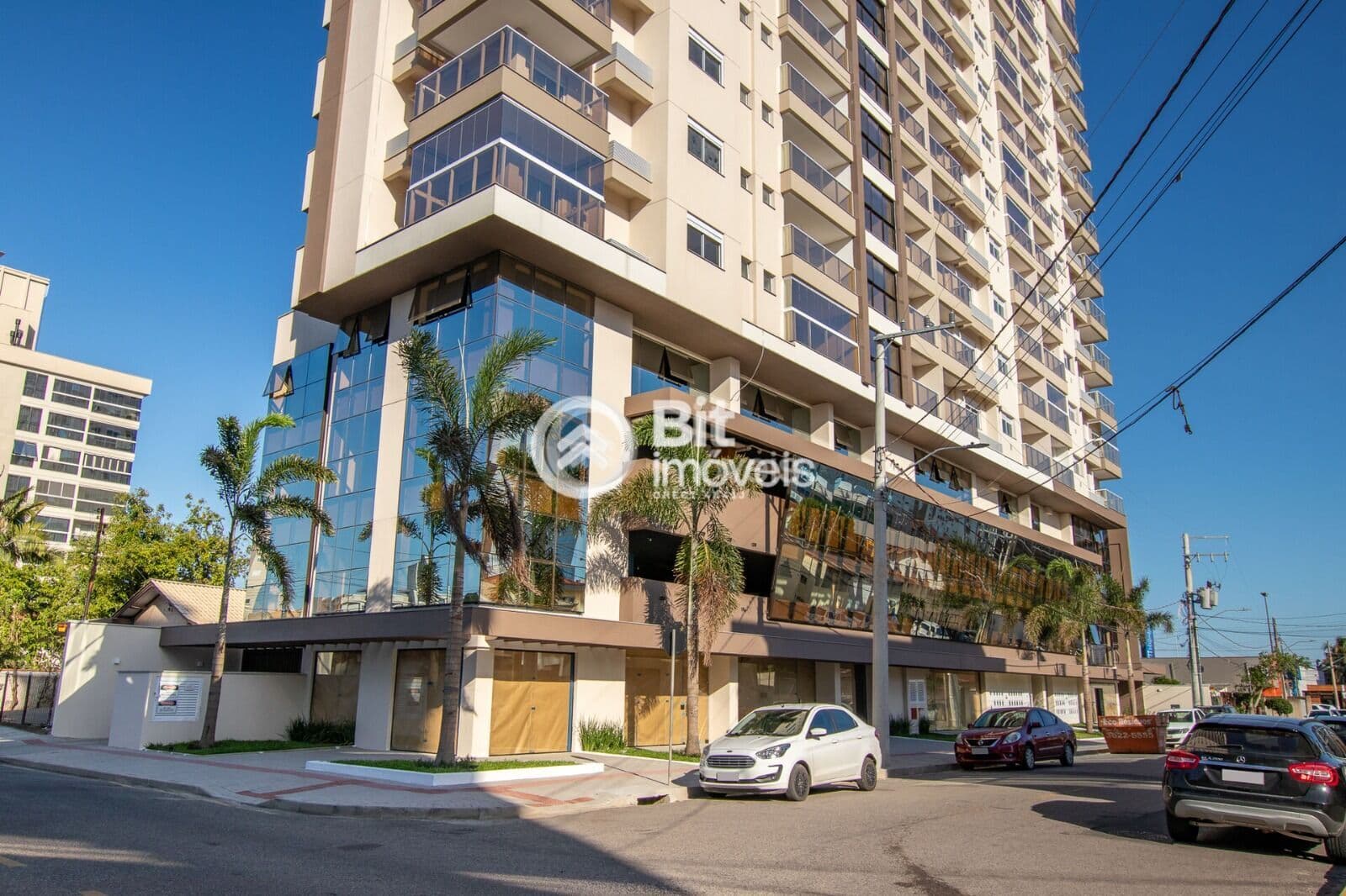 SALA COMERCIAL NO BAIRRO VILA MOEMA