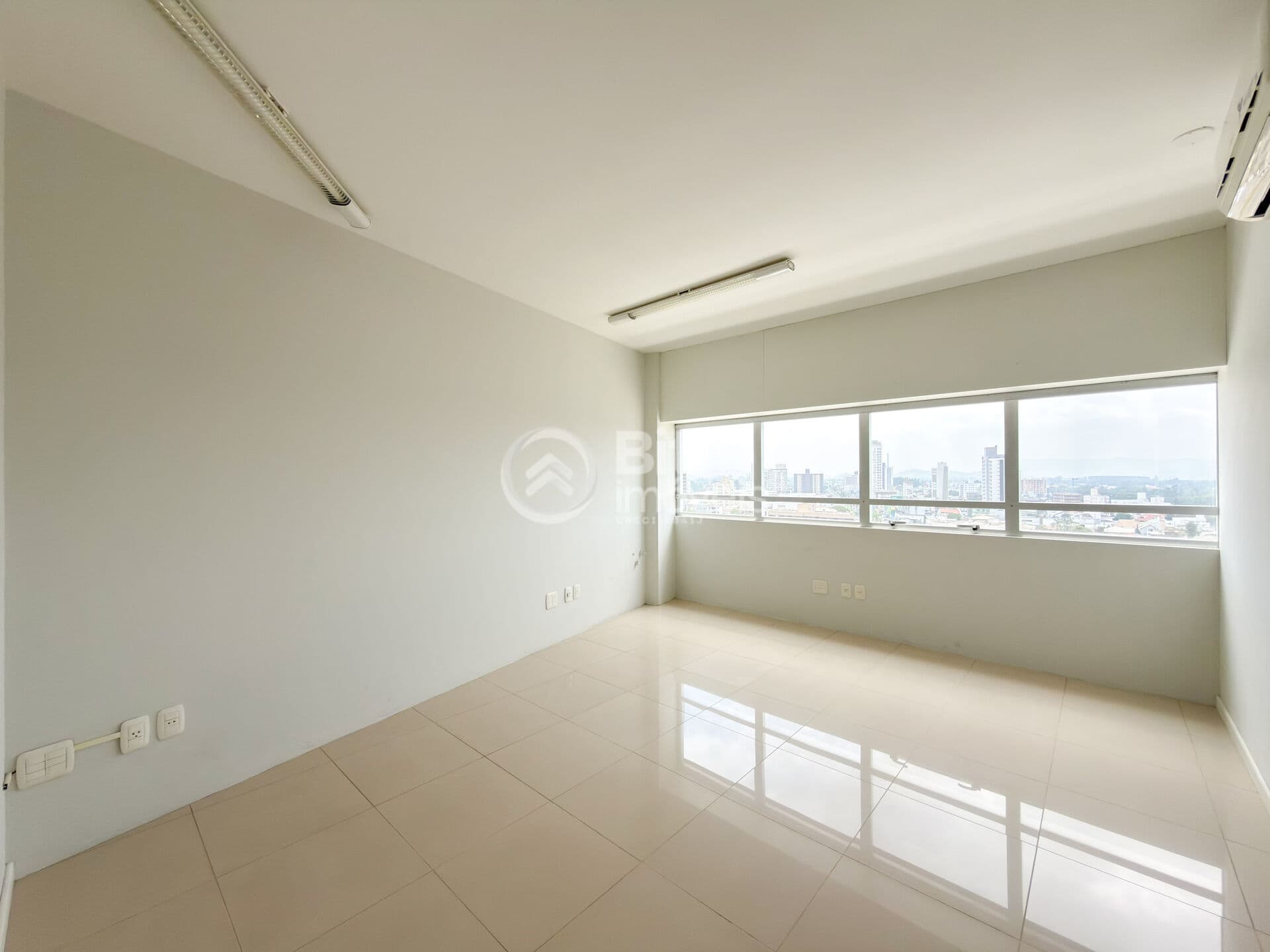 Sala Comercial Pro Vida Medical Center