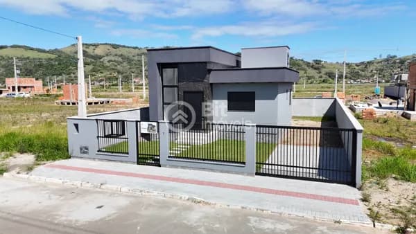 CASA NO LOTEAMENTO VILLA DOS ARAÇAS