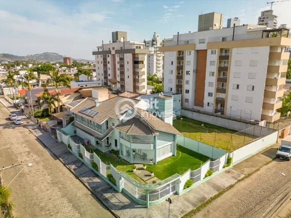 CASA ALTO PADRÃO - BAIRRO VILA MOEMA
