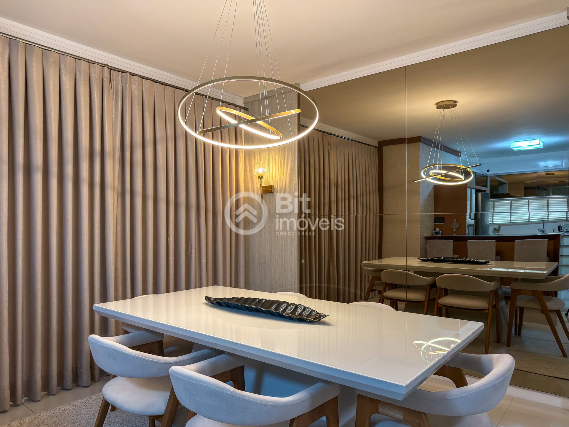 APARTAMENTO ALTO PADRÃO 3 DORMITÓRIOS