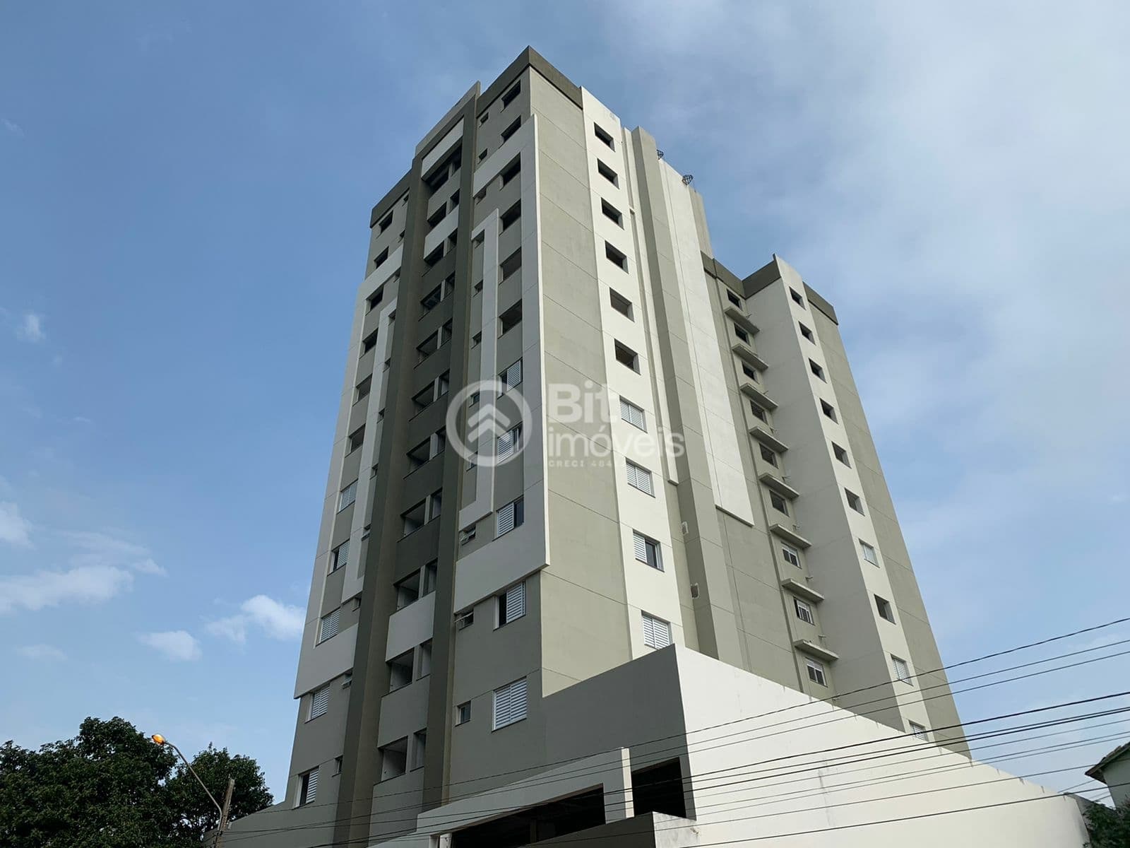 Apartamento com 02 dormitórios