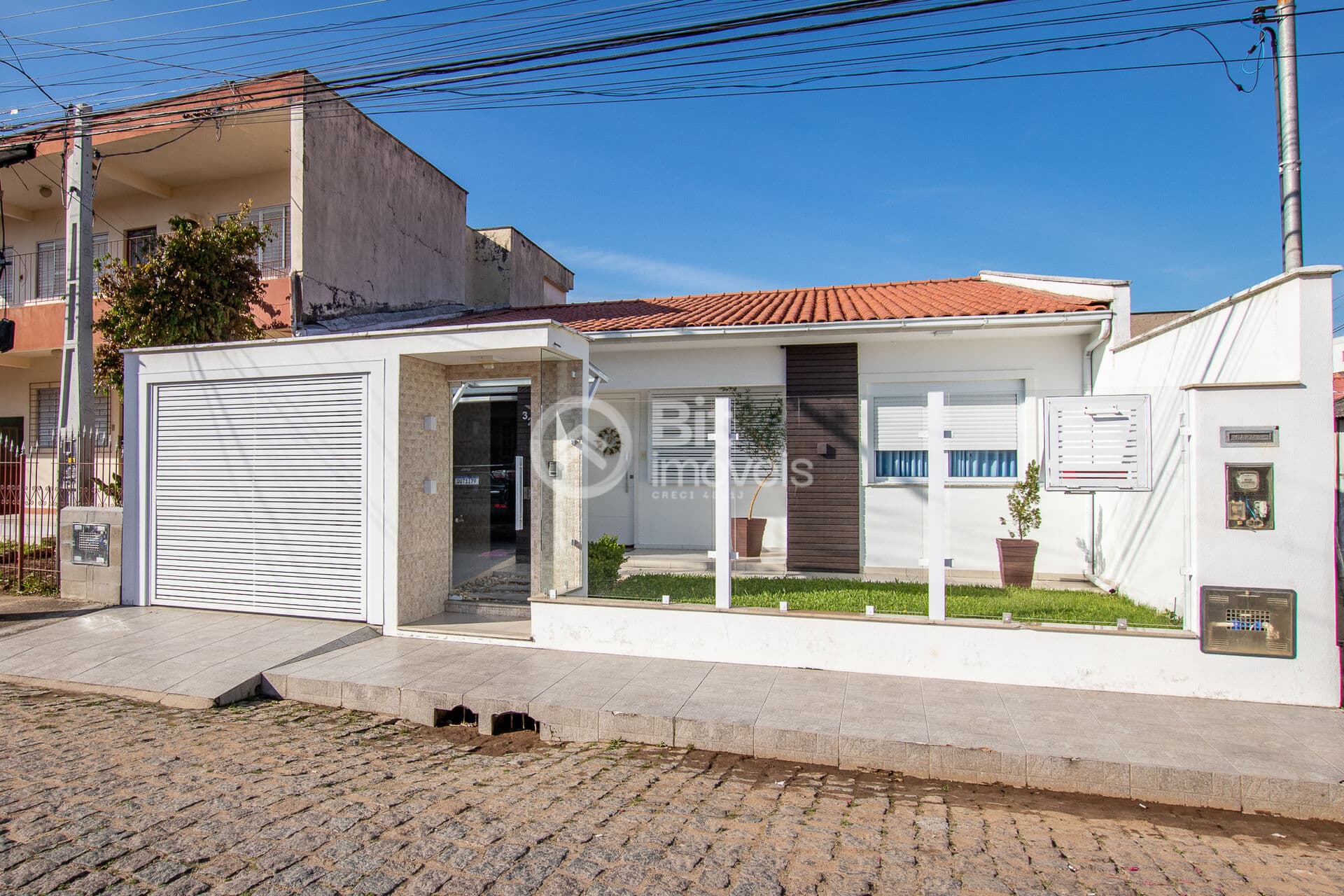CASA NO BAIRRO OFICINAS