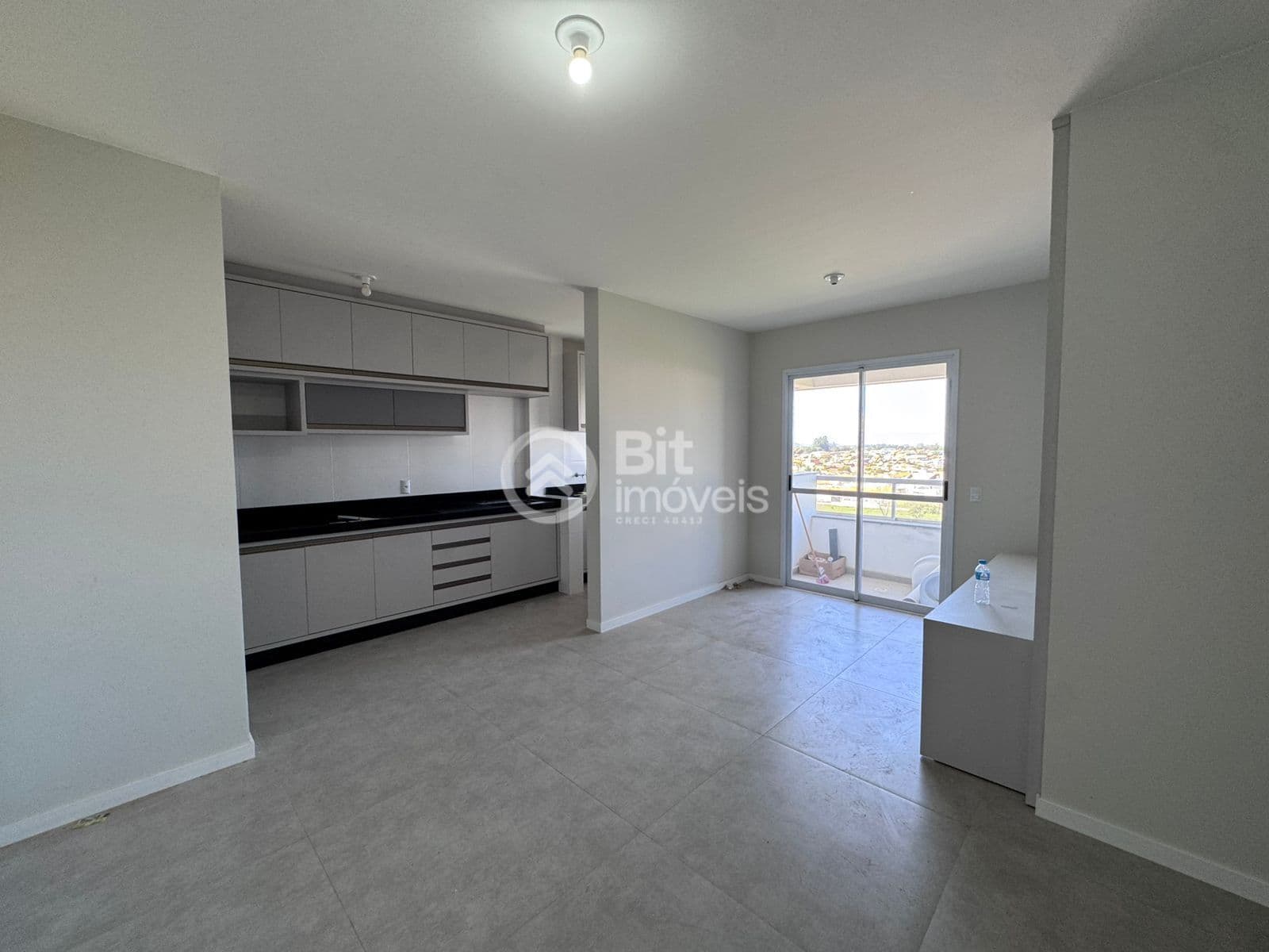 APARTAMENTO COM DOIS DOMITÓRIOS NO BAIRRO VILA MOEMA