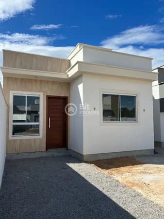 CASA NOVA EM CAPIVARI DE BAIXO