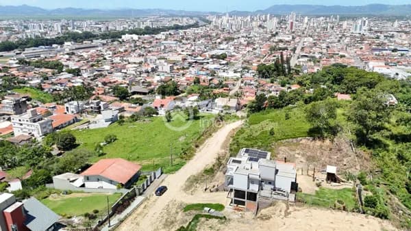 Terreno residencial