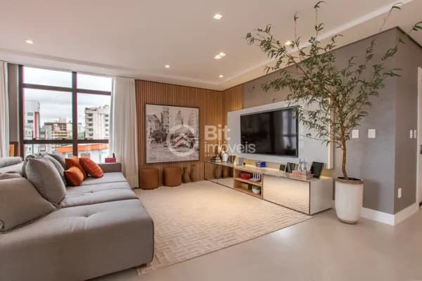 APARTAMENTO COM TRÊS SUÍTES MOBILIADO