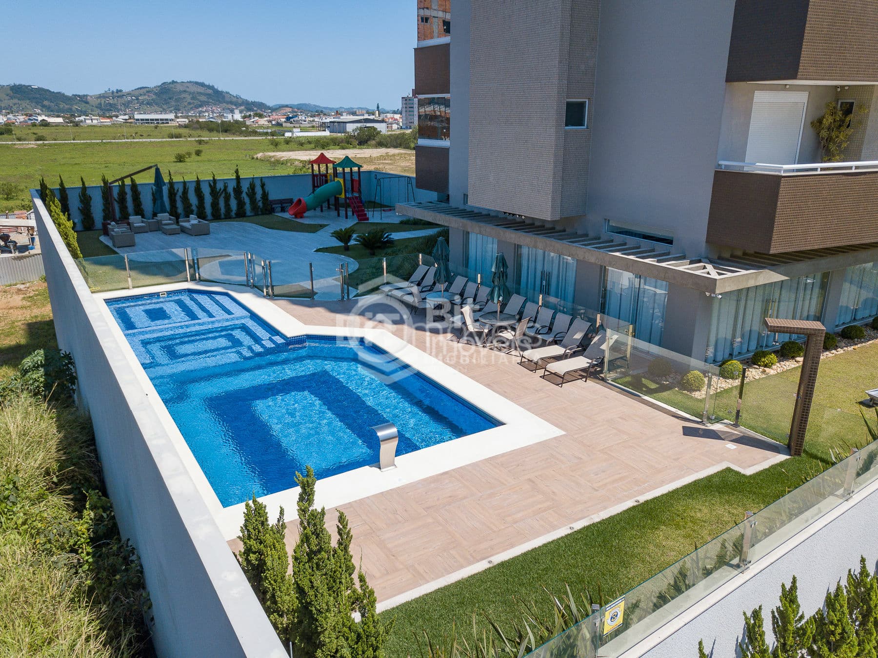 APARTAMENTO ALTO PADRÃO