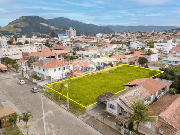 TERRENO BAIRRO DEHON