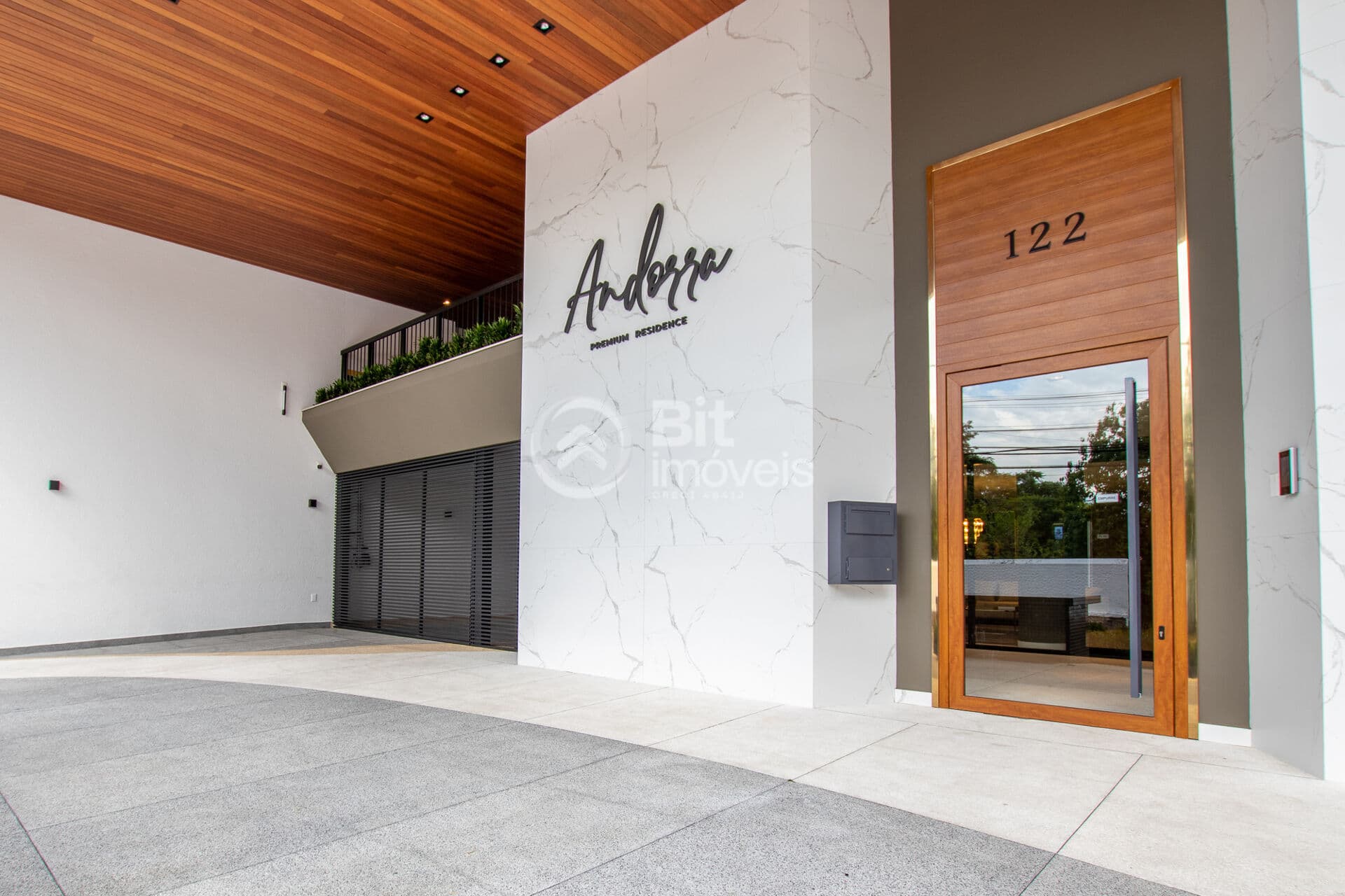 APARTAMENTO ALTO PADRÃO