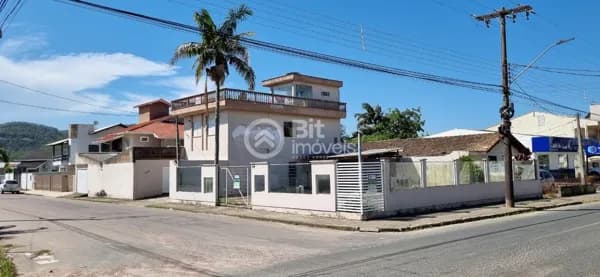Casa Padrão no Bairro Humaitá