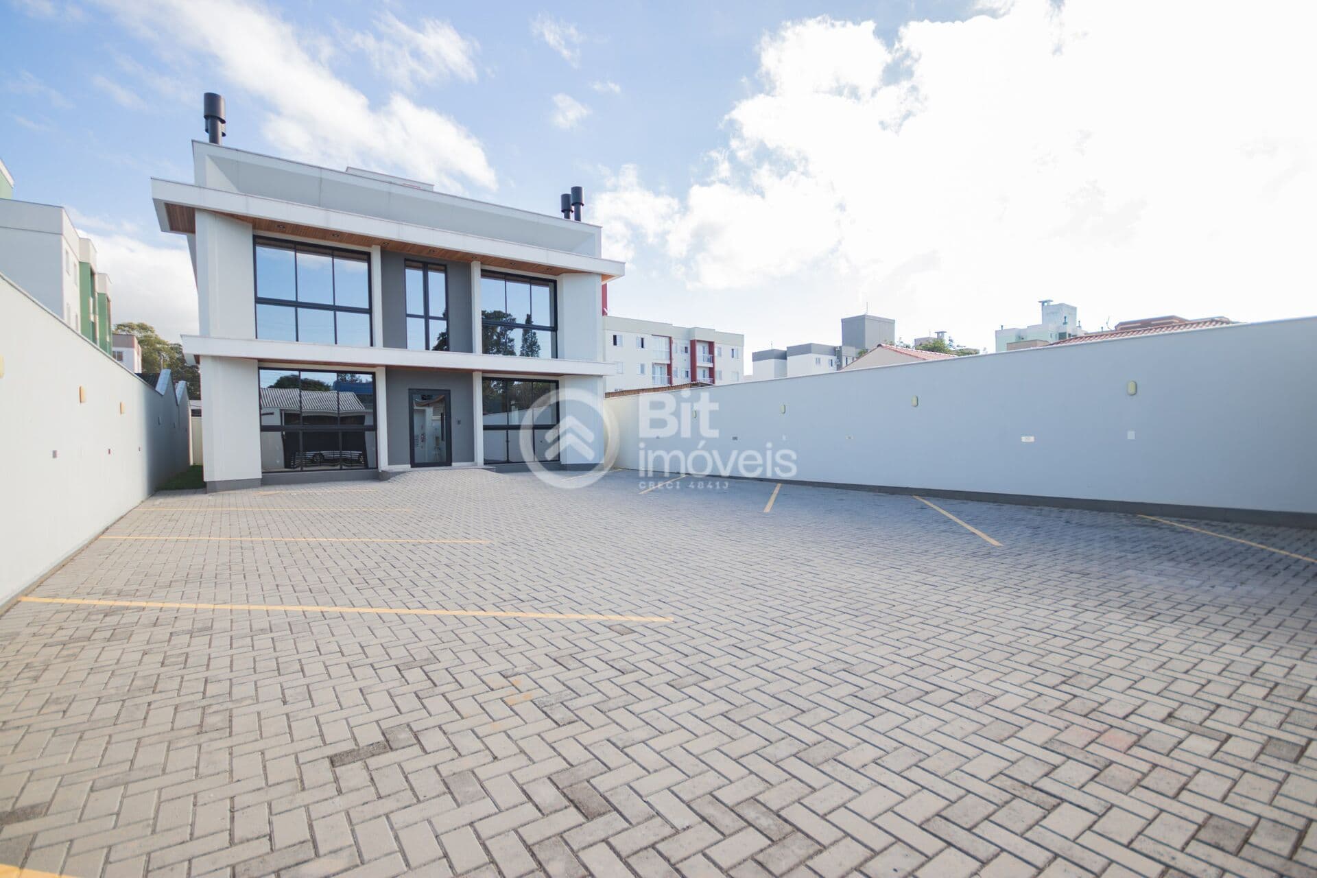APARTAMENTO NO BELLEVUE RESIDENCE