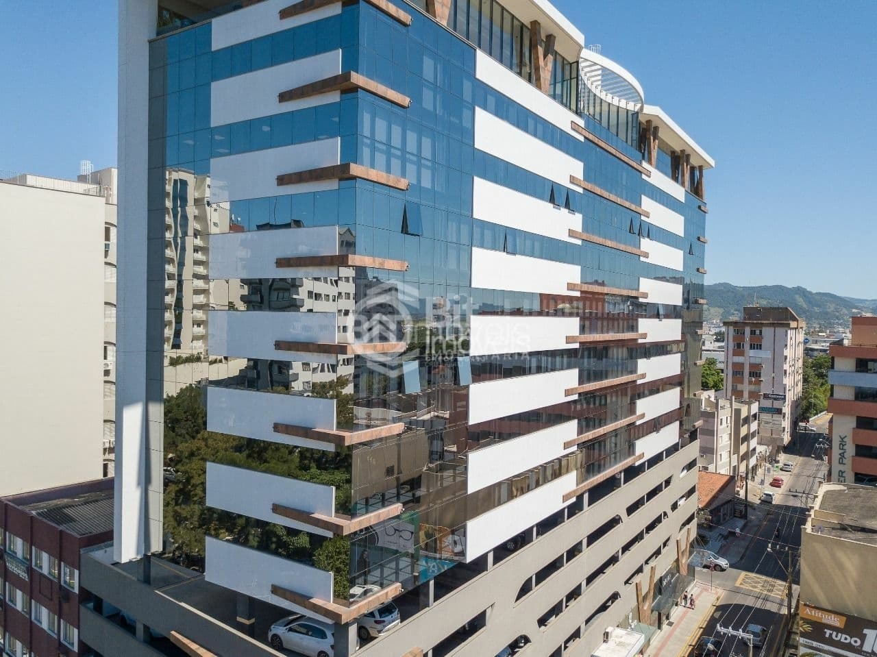Sala Comercial no Edifício Seven