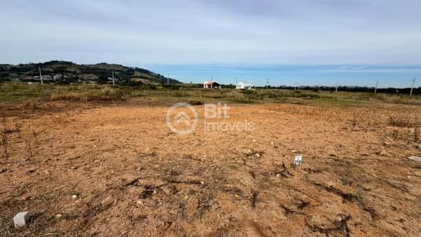 TERRENO NO LOTEAMENTO SANTA MARTA