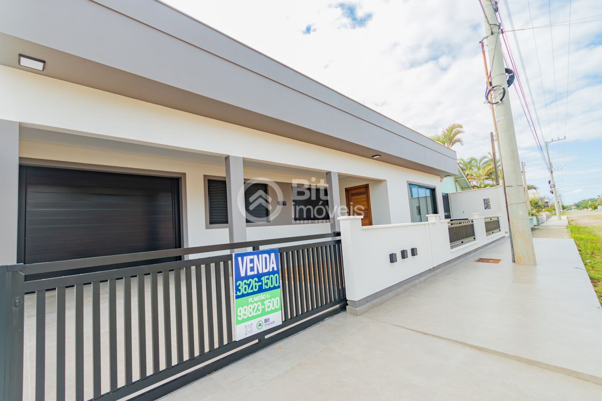 CASA NA PRAIA DE JAGUARUNA