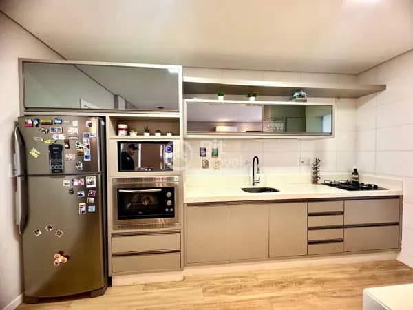 APARTAMENTO COM DOIS DORMITÓRIOS