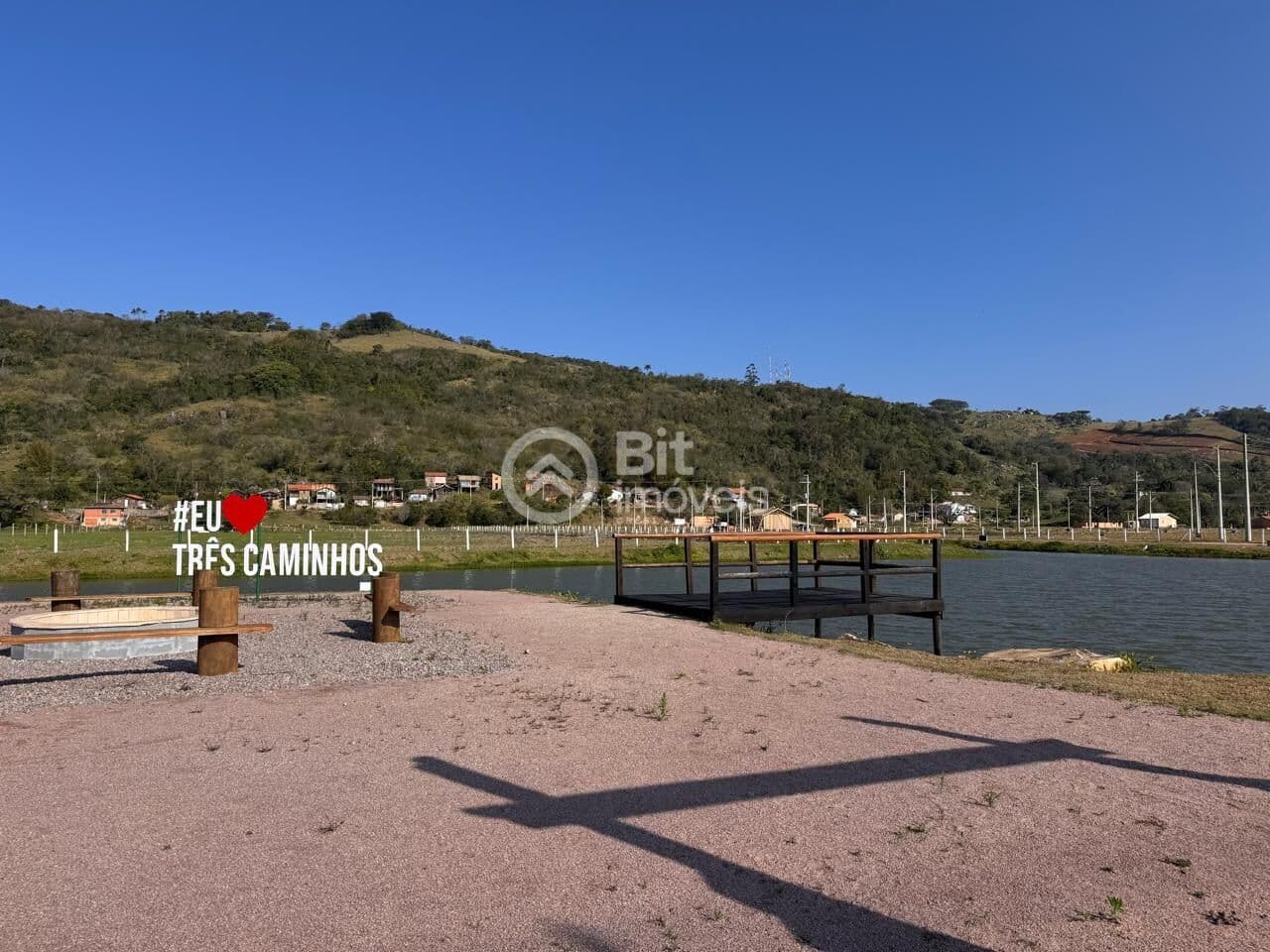 TERRENO LOTEAMENTO TRÊS CAMINHOS