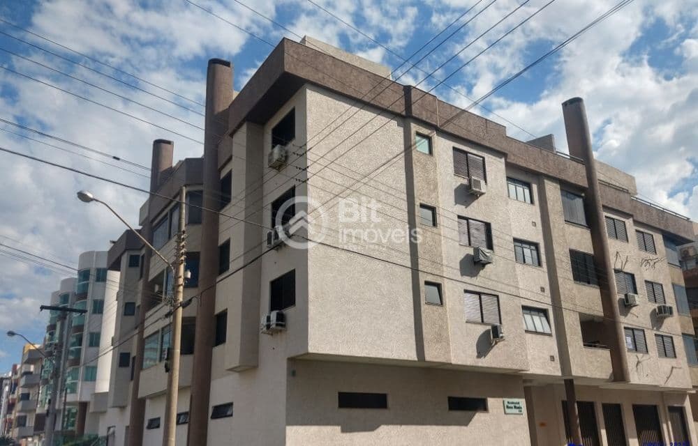 APARTAMENTO COBERTURA VISTA PARA O MAR