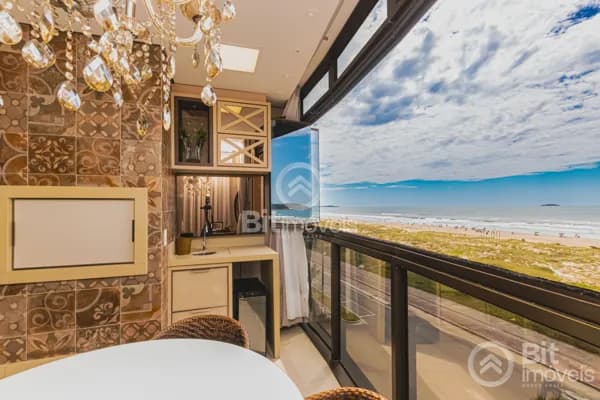 APARTAMENTO BEIRA MAR EM LAGUNA