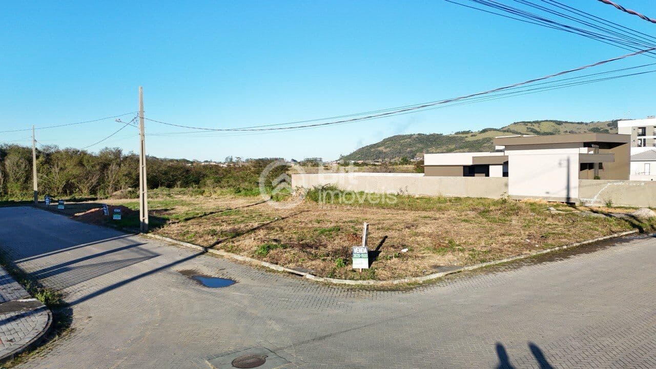 TERRENO NO LOTEAMENTO JARDINS DE PÁDOVA