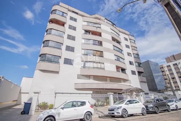 APARTAMENTO SEMIMOBILIADO