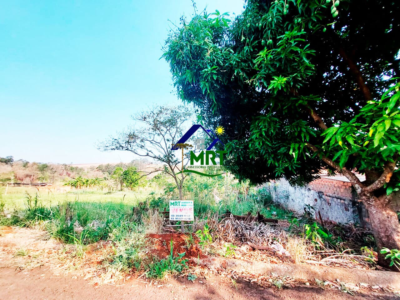 Lote/Terreno em Bandeirantes - Conjunto das torres