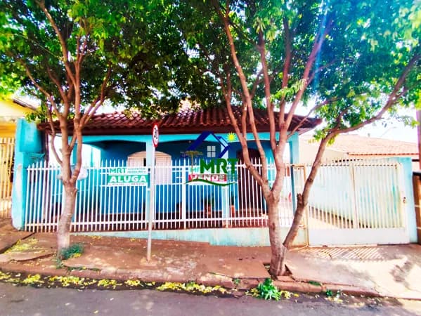 Casa em Itambaracá - Centro