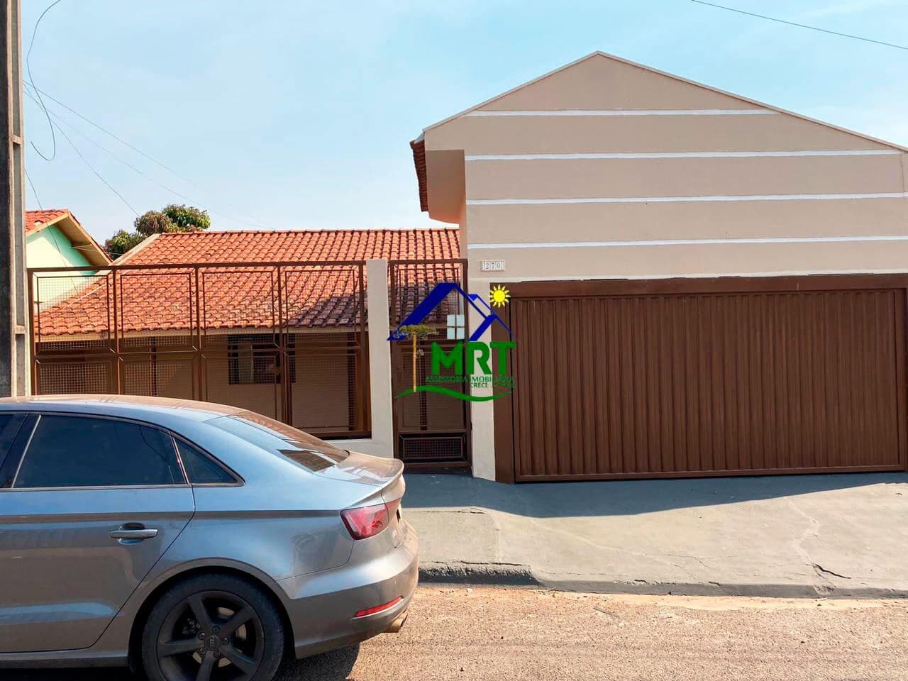 Casa em Bandeirantes - JD.Yara
