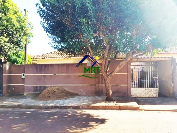 Casa Alvenaria para Venda em JD. Ana Rosa Bandeirantes-PR