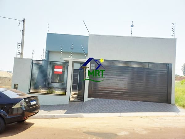 Casa em Bandeirantes - Residencial Eurípedes Rodrigues
