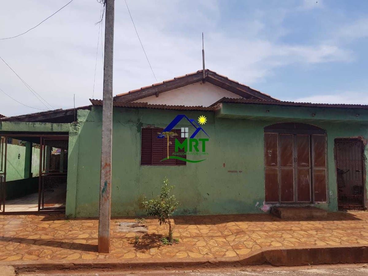 Casa Alvenaria para Venda em Centro Bandeirantes-PR