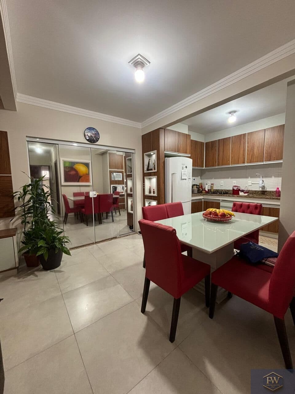 CASA + TERRENO 744m² | RENDA IMEDIATA | PALHOÇA