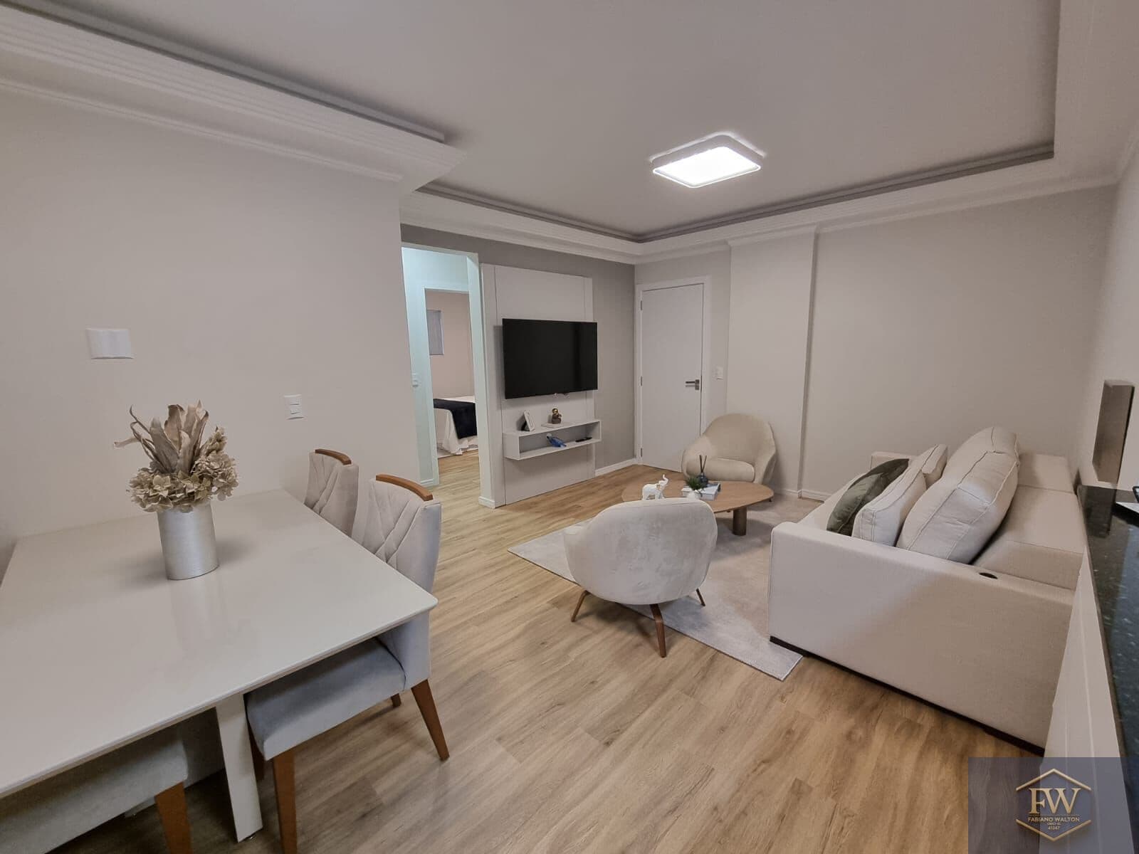Apartamento em Balneário Camboriú - 1 Suíte + 2 dormitórios