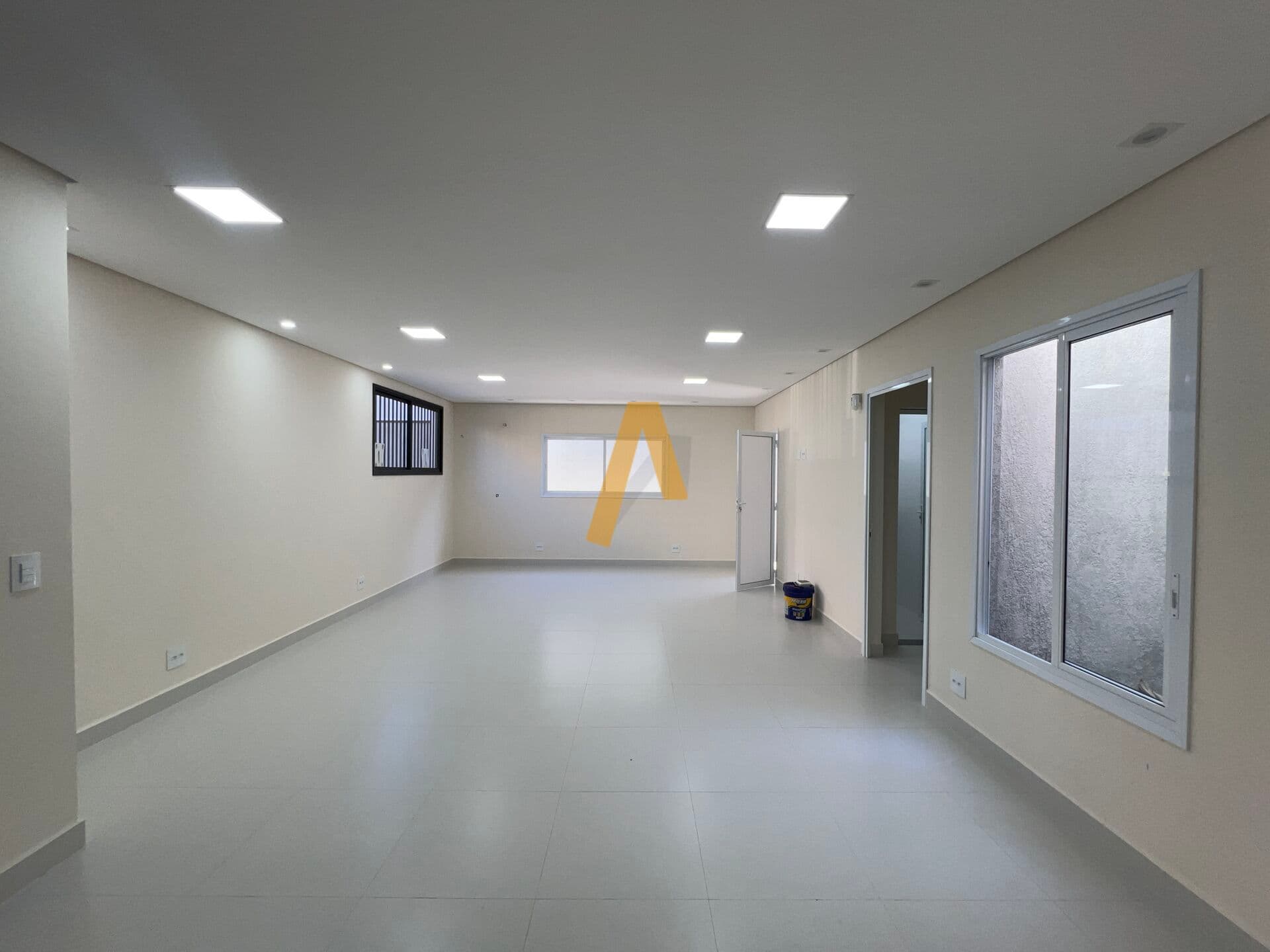 Ponto Comercial/Loja/Box em Ribeirão Preto - Jardim Irajá