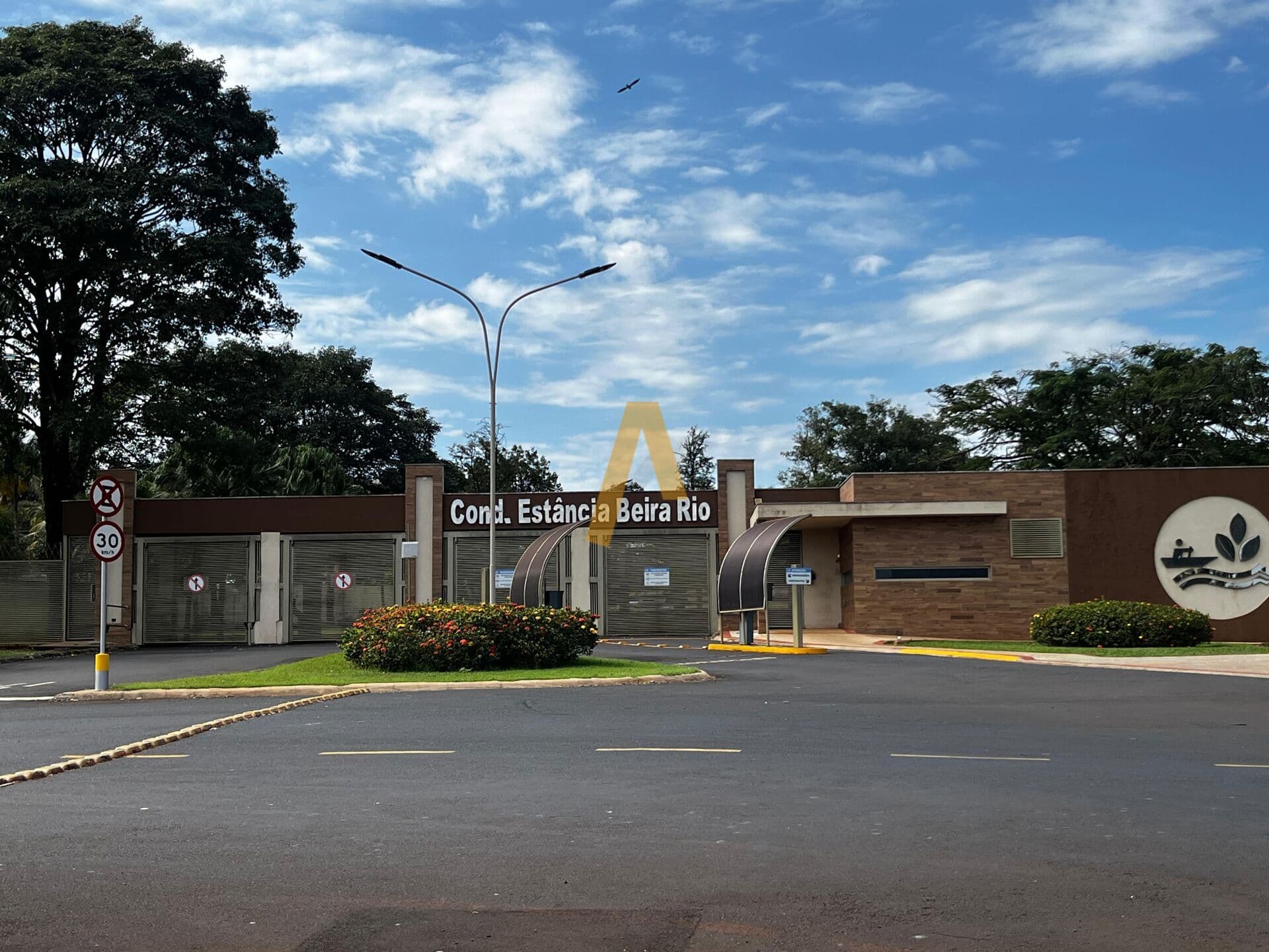 Fazenda/Sítios/Chácaras em Jardinópolis - Centro