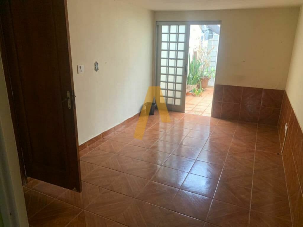 Casa em Batatais - Vila Lidia