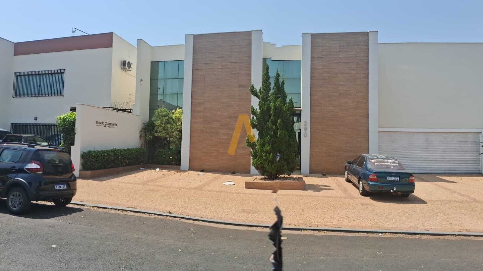 Prédio Comercial Próximo ao Fórum